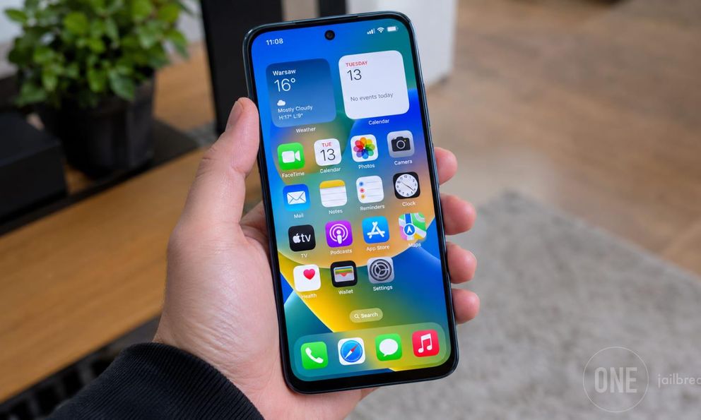 Không phải giả lập, AI giúp iOS chạy được trên điện thoại Xiaomi, nhưng chỉ để cho vui