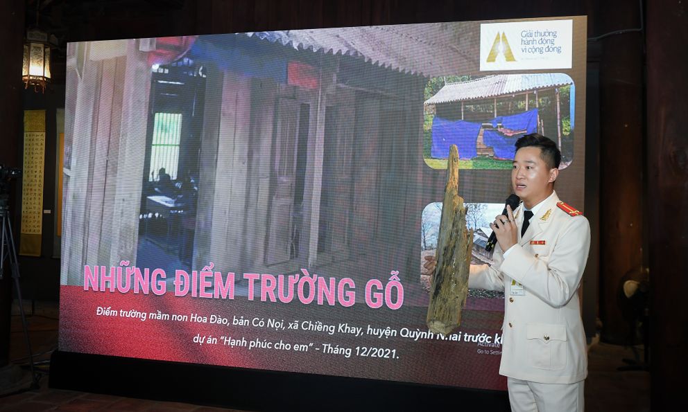 Trung uý CA mang đoạn gỗ mục về Hà Nội nói về 