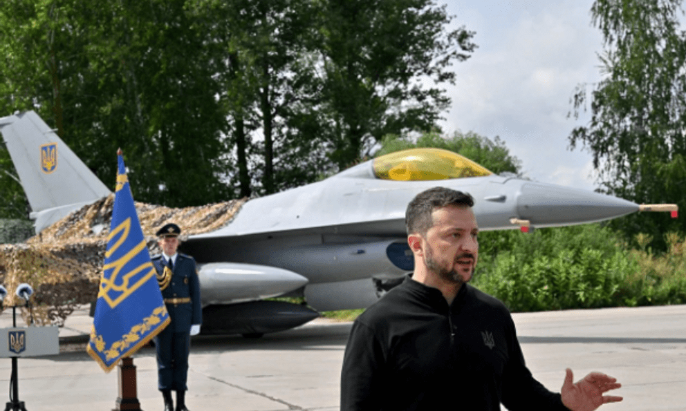 Nỗi khổ của Ukraine khi mua F-16 còn bị 