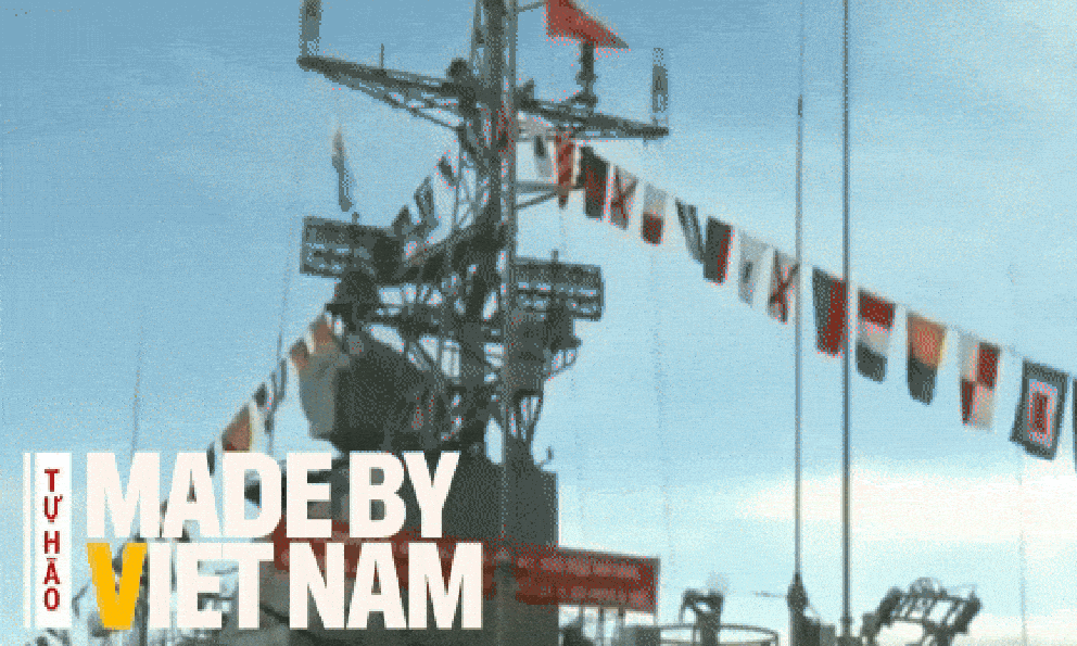 Kỳ tích đóng tàu của Việt Nam: Thời khắc lịch sử khiến hàng nghìn người vỡ òa, 