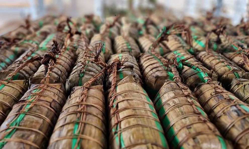 Một loại bánh Việt Nam từ món ăn dân dã đến đặc sản đạt kỷ lục châu Á, vươn ra thế giới