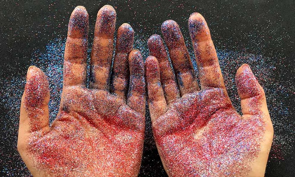 Hàng trăm nghìn hạt vi nhựa len lỏi vào cơ thể người Việt mỗi năm: Từ 3 con đường không thể tránh nổi