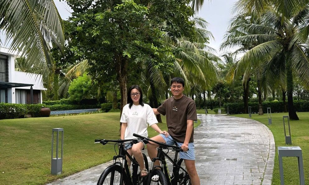 Nam diễn viên lấy vợ kém 16 tuổi: “Tôi có một khoản tiền dành riêng cho gia đình và không được đụng vào”