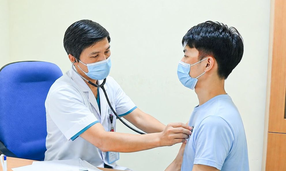 Bệnh viện E cảnh báo người trẻ