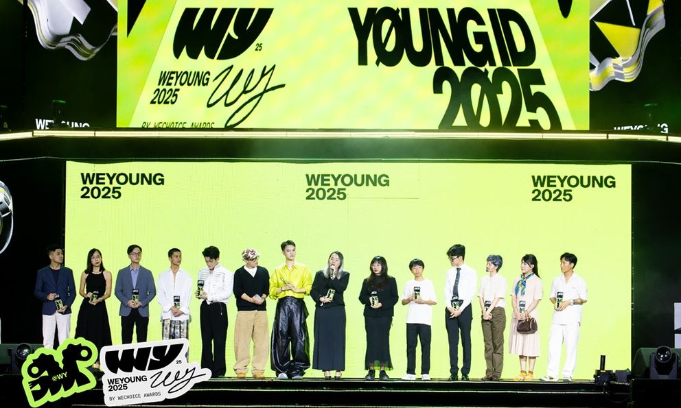 Toàn cảnh Gala vinh danh và trao giải WeYoung 2025: Trăm phần trăm trẻ!