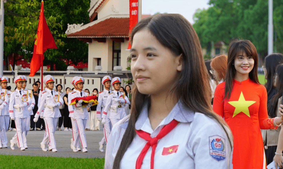 Chúng mình dậy sớm một chút thôi, vì lễ thượng cờ 30/4 thật sự rất đặc biệt!