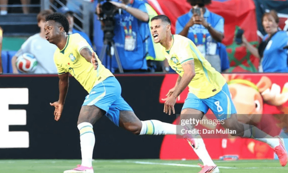 Brazil hoà khó khăn Maroc trong ngày Neymar không thi đấu, bất ngờ chỉ đạo ngoài đường biên