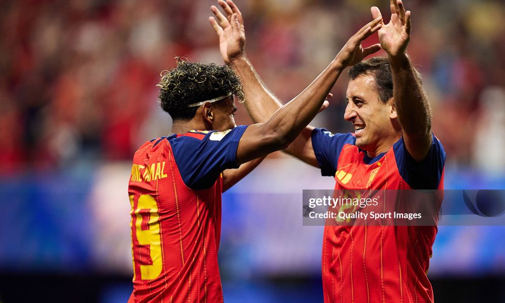 Tây Ban Nha 4-0 Saudi Arabia: Lamine Yamal toả sáng, ứng viên lấy lại vị thế bằng chiến thắng tưng bừng