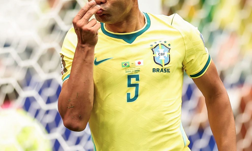 Brazil ngược dòng nghẹt thở 2-1, Nhật Bản lại thua ở vòng knock-out đầy nghiệt ngã