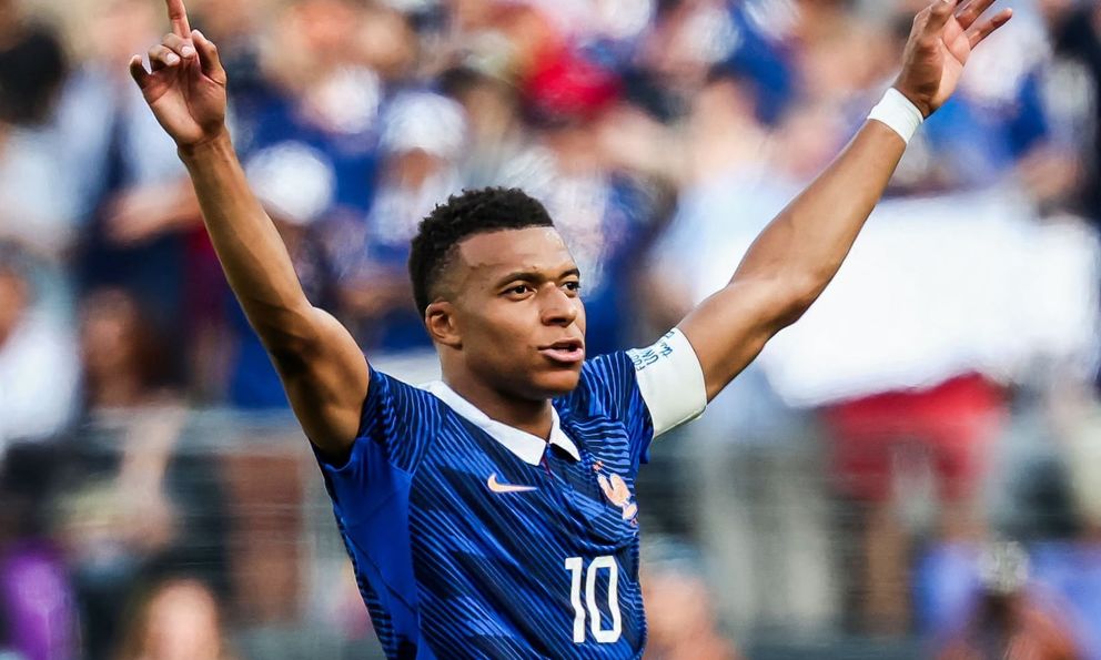 Mbappe toả sáng rực rỡ với cú đúp, Pháp thắng 3-0 Thuỵ Điển, gặp Paraguay ở vòng 16 đội World Cup