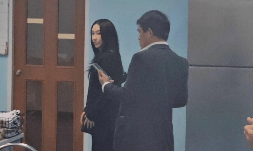 Nghi ngờ chồng nên lắp camera trong nhà, vợ sững sờ phát hiện ra thân thế không vừa của 'tiểu tam'