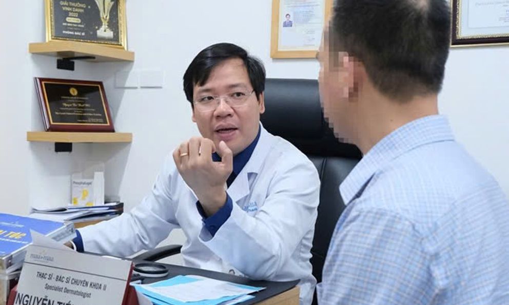 Sau Tết, nhiều quý ông 'cầu cứu' bác sĩ vì lỡ làm một việc sau uống rượu