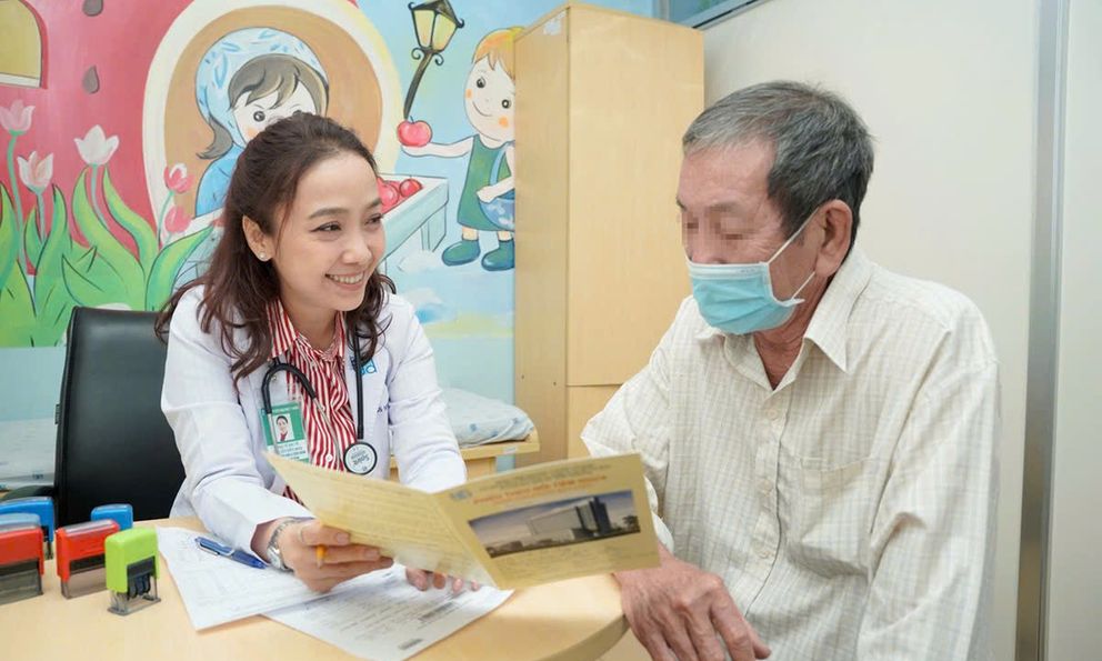 Hà Nội ghi nhận hàng loạt ca cúm nặng: Giờ tiêm vắc xin thì bao lâu có tác dụng?