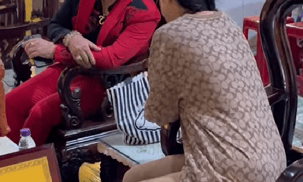 Ngôi sao cải lương một thời, cát-xê tính bằng vàng, tuổi 63 chỉ mong “có ai mời hát đám là mừng”