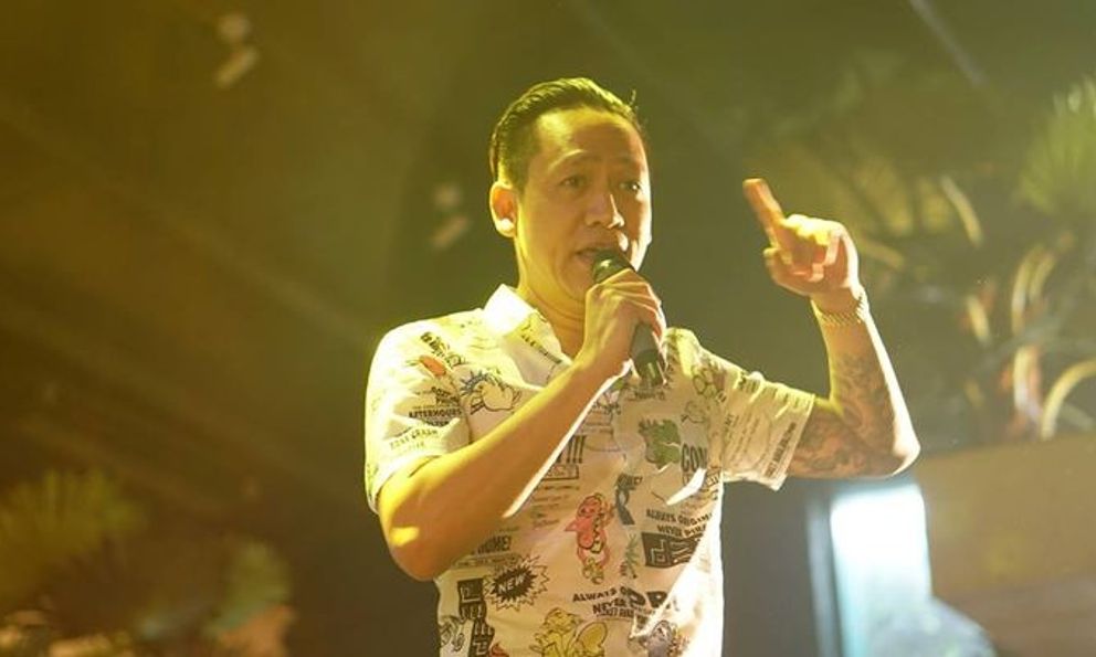 Duy Mạnh tuyên bố: “Tôi không hợp tác với Tuấn Hưng nữa”