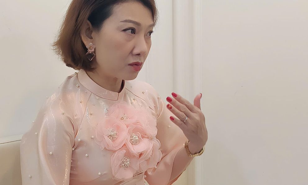 Nữ NSND nổi tiếng cả nước, tuổi 50 chưa lấy chồng: “Nhỏ hơn 2 con giáp còn cua tôi”