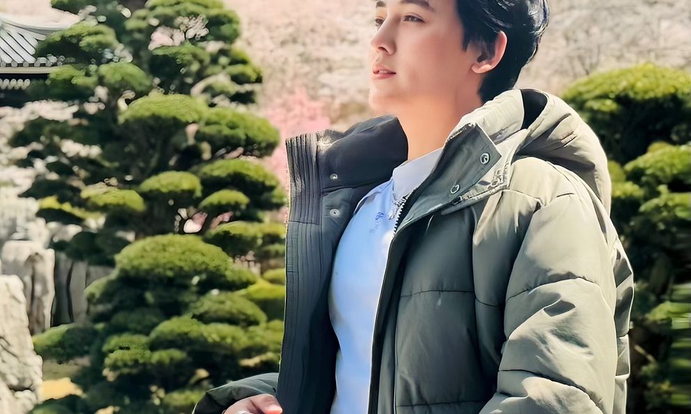 Nam ca sĩ Việt điển trai: “Tôi công khai người yêu thì sợ sẽ có chuyện lớn xảy ra”