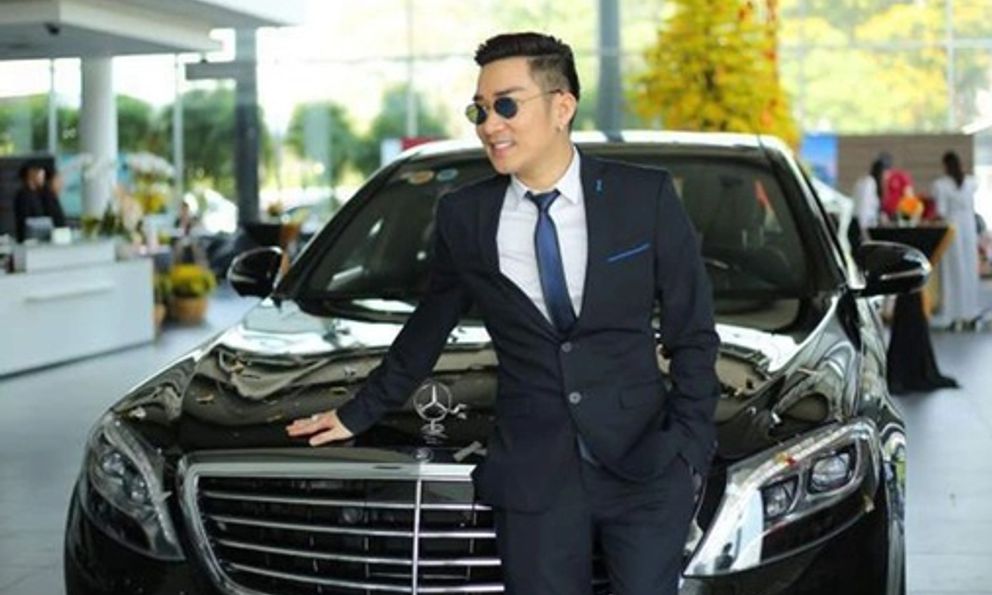 Nam ca sĩ bị từ chối cấp visa sang Mỹ: Sưu tầm 13 sổ đỏ, biệt thự 50 tỷ