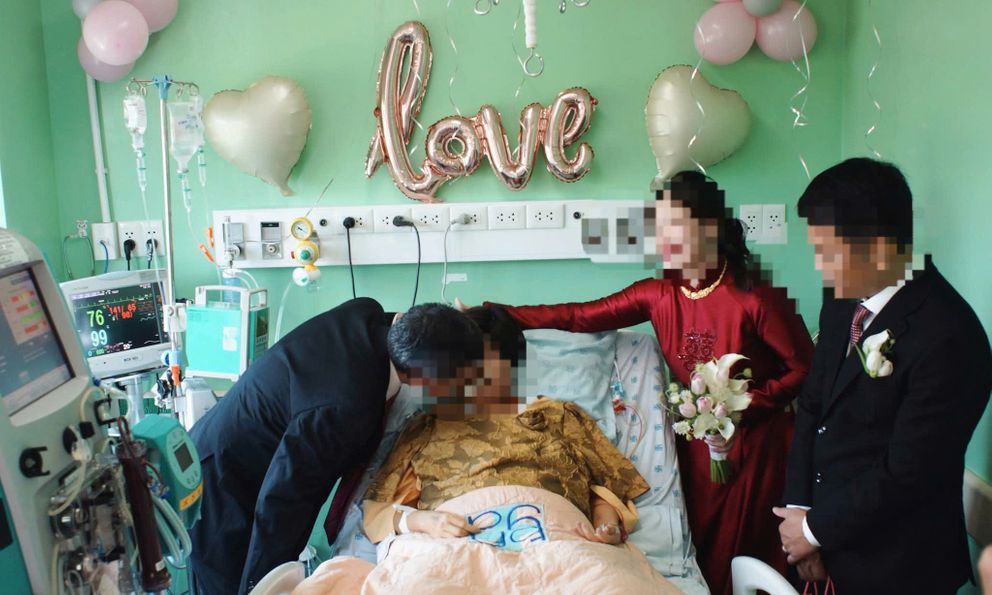 Lễ cưới đặc biệt trong phòng hồi sức: Chia sẻ của cô dâu khiến ai cũng xúc động
