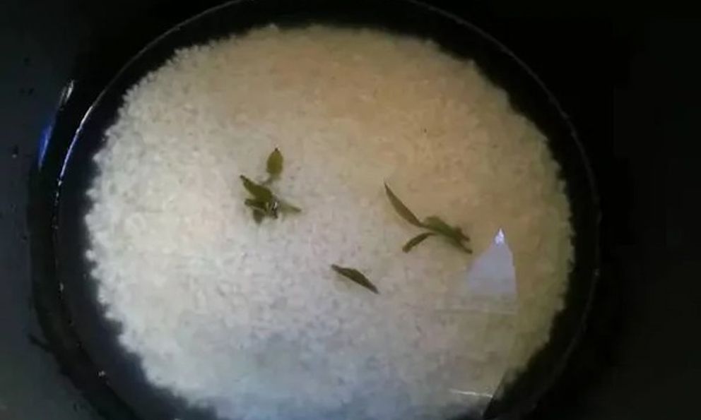 Nấu cơm hàng ngày nhưng nhiều người vẫn làm sai: Đây là 4 mẹo nấu ngon và tốt cho tiêu hóa