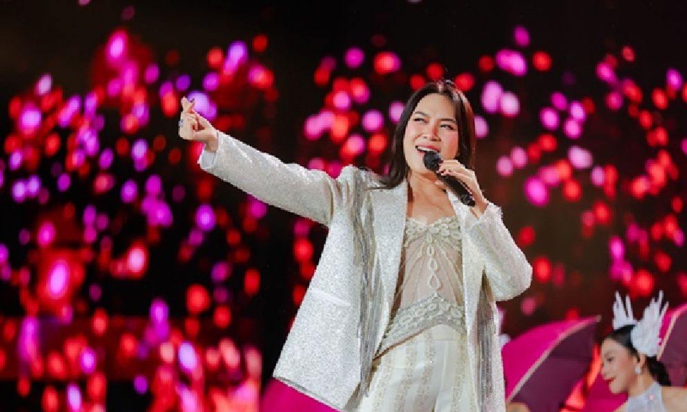 Tại sao Mỹ Tâm là ca sĩ duy nhất trong lịch sử nhạc Việt làm được điều này?