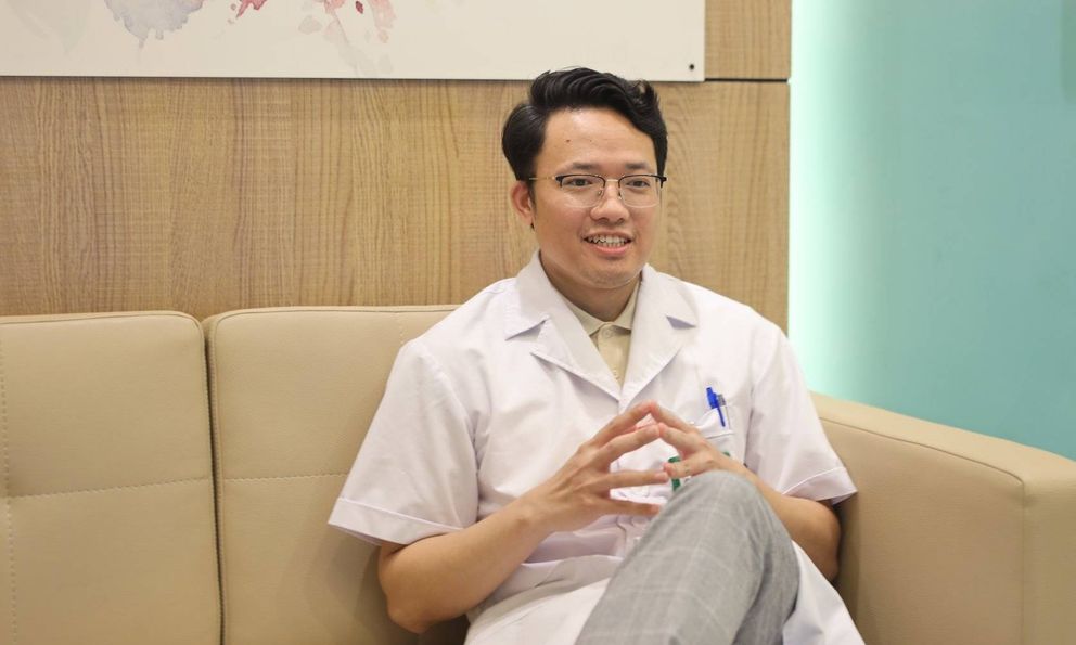 Bác sĩ ung bướu: 