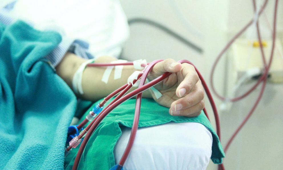 Đừng để tuổi 20 đã phải chạy thận: Bác sĩ Bạch Mai cảnh báo dấu hiệu nhiều người trẻ bỏ qua