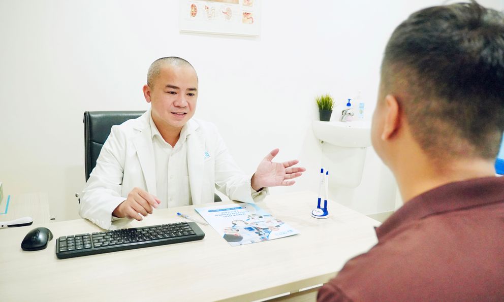 Bác sĩ “sốc” khi biết lý do nhiều nam giới đi khám bệnh nhưng không dám nói thật