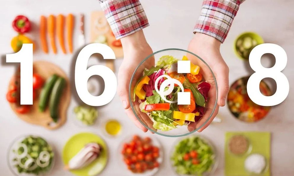 Ăn theo trend 16/8 để giảm cân, nam thanh niên 23 tuổi nhận cảnh báo về đường huyết và kháng insulin