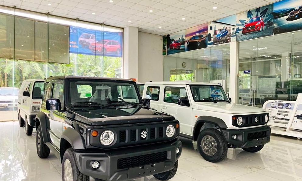 Đại lý giảm giá Suzuki Jimny xuống còn hơn 700 triệu đồng, ngang ngửa Xforce bản ‘full’ 