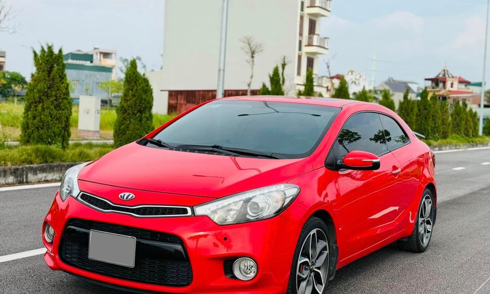 Kia Cerato 2 cửa ‘mua 1 tỷ bán còn lâu mới tới 4 đồng’, chủ xe cam kết nhập Hàn, zin từ A-Z