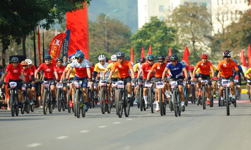 Hơn 300 vận động viên tham gia giải đua xe đạp địa hình tại Hoà Bình: Cung đường thi đấu từng sử dụng tại SEA Games 31