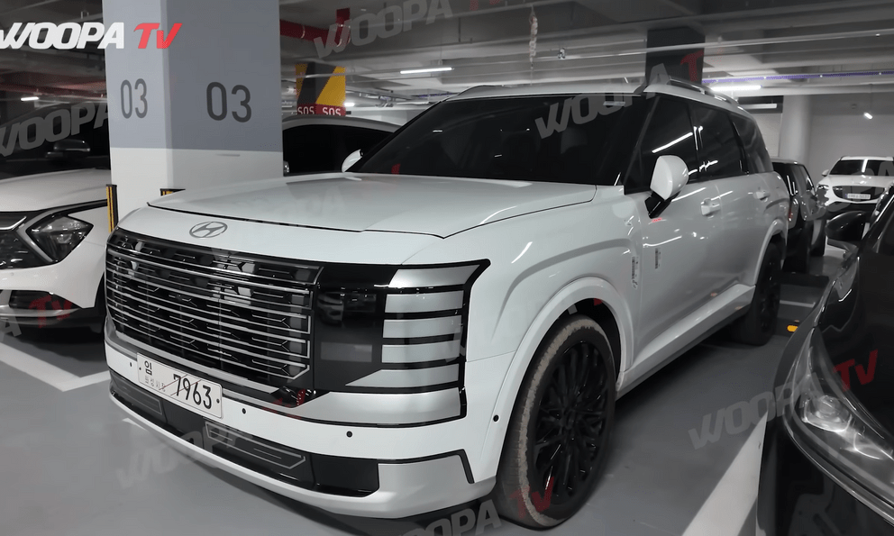 Ảnh thực tế Hyundai Palisade 2025 vừa ra mắt: Thiết kế lột xác, đèn LED siêu to, nội thất 9 chỗ ngồi