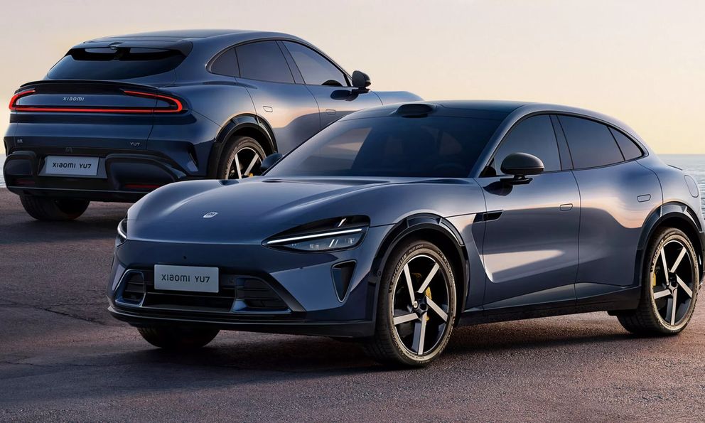 Xiaomi YU7 ra mắt: Thiết kế gợi nhớ Ferrari, đèn giống McLaren, đuôi phong cách Aston Martin, công suất tương đương ‘Ngựa chồm’