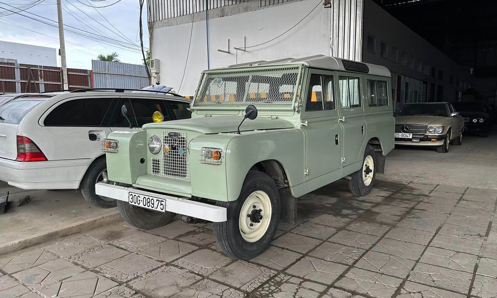 Hàng hiếm Land Rover đời 1975 giá 2,3 tỷ đồng ngang GLC: Không điều hòa, không hệ thống giải trí, kính không kéo được
