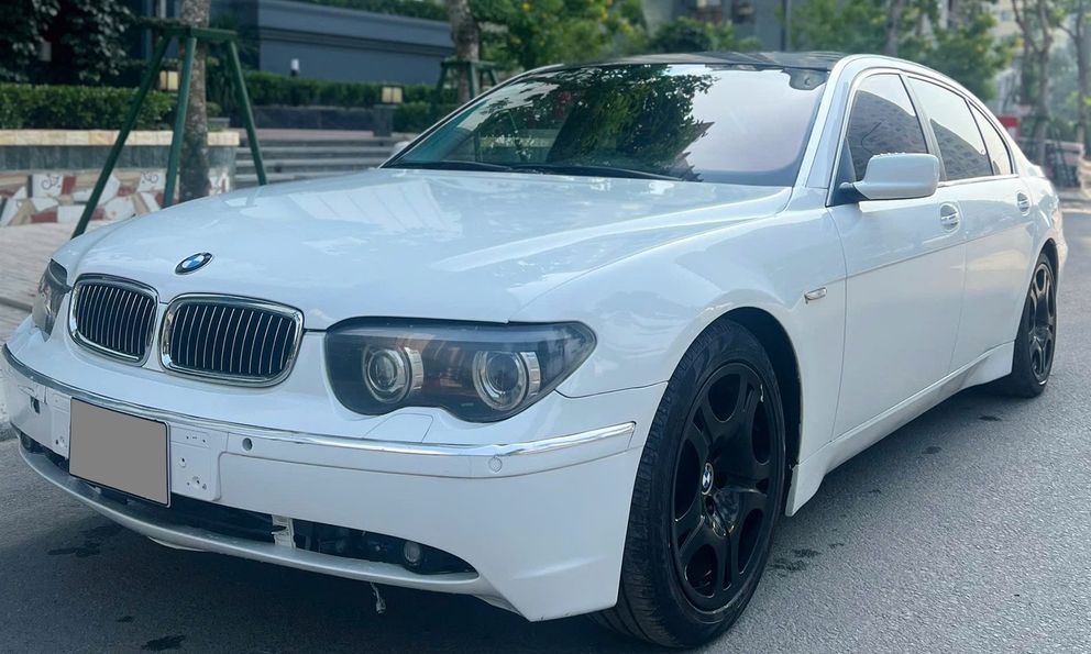 Rao BMW 7-Series 20 năm tuổi chỉ hơn 200 triệu, người bán khẳng định: Xe 'chạy phè phè', nhiều tiện nghi ngang xe sang hiện nay