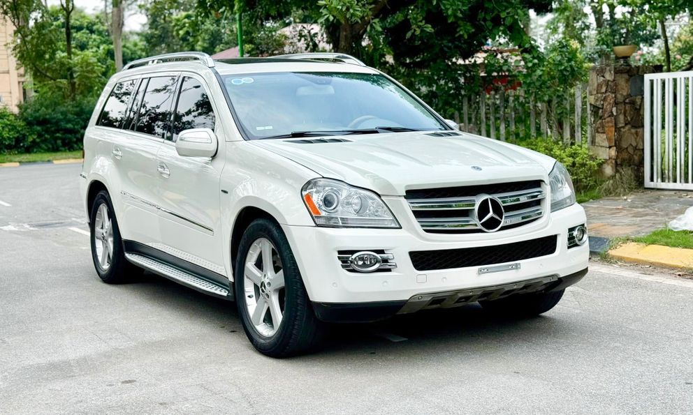 Mercedes-Benz GL 320 2009 máy dầu rao hơn 400 triệu đồng, người bán đặt câu hỏi: 'Tiền này chọn Mẹc hay Fortuner 2013 máy dầu số sàn?'