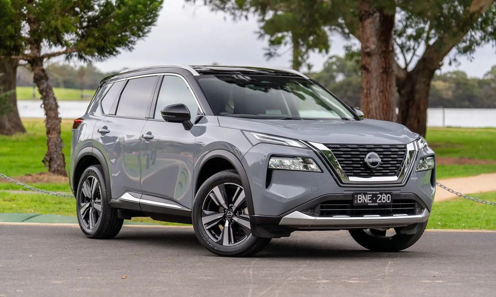 Chủ xe Nissan Việt Nam phải ao ước: Khách mua xe ở đây được bảo hành tới 10 năm hoặc 300.000km