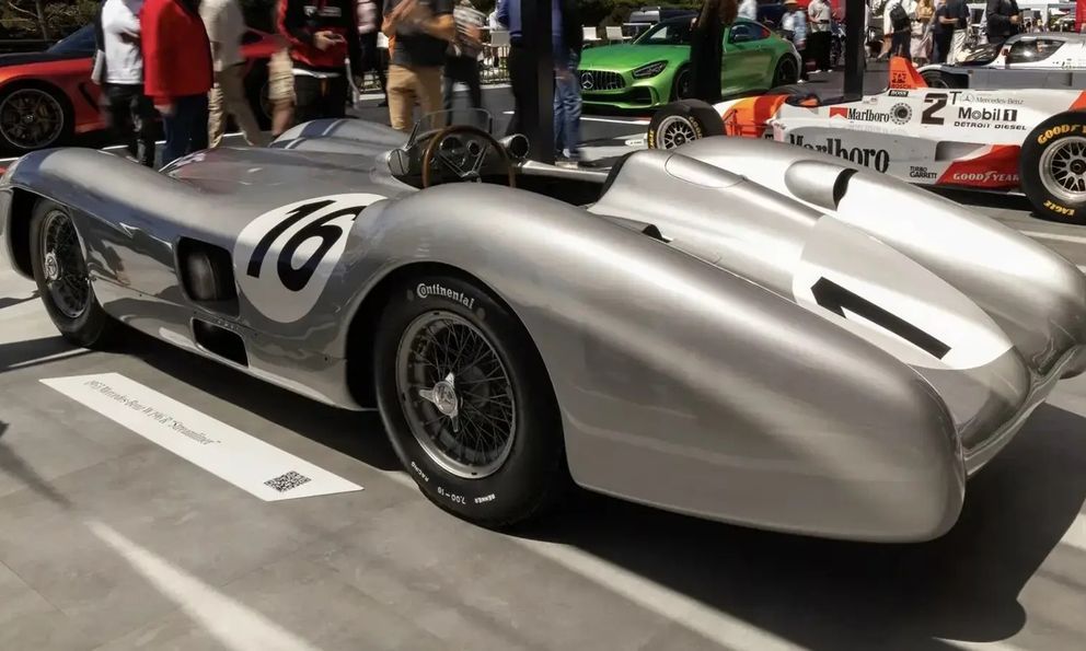 Một chiếc Mercedes-Benz vừa được bán với giá hơn 1.300 tỷ, nhưng vẫn chỉ là chiếc xe đắt thứ hai lịch sử