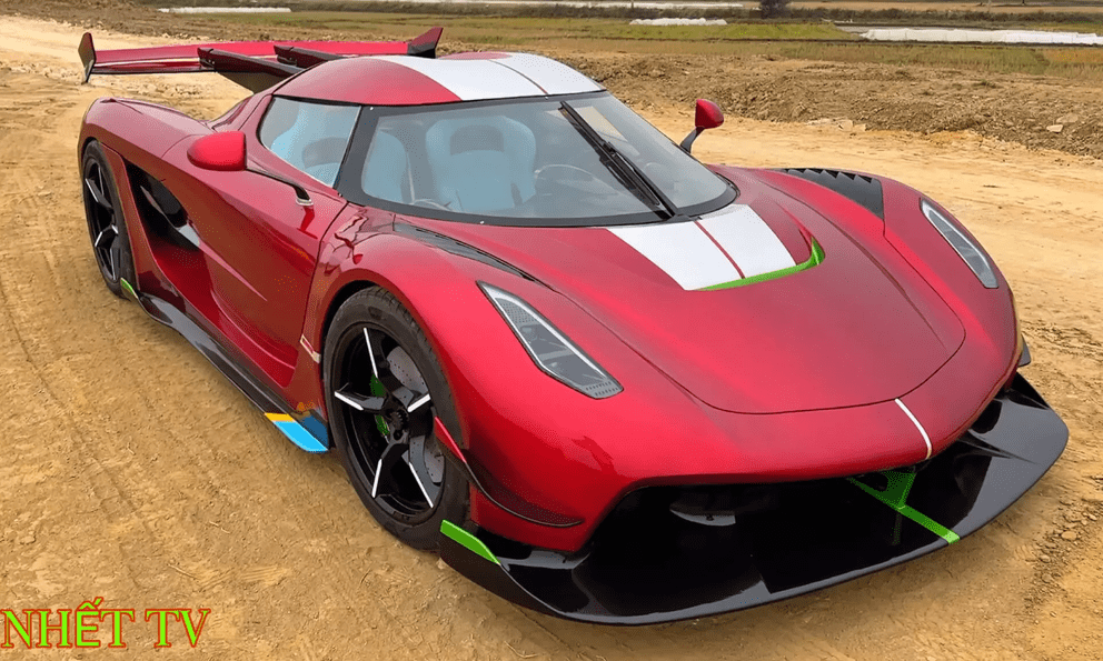Báo Tây ngỡ ngàng với Koenigsegg Jesko tự chế của nhóm bạn trẻ Quảng Ninh: Mô hình đi được, cửa đóng mở như xe thật, tự chế tạo khung xe và giảm xóc