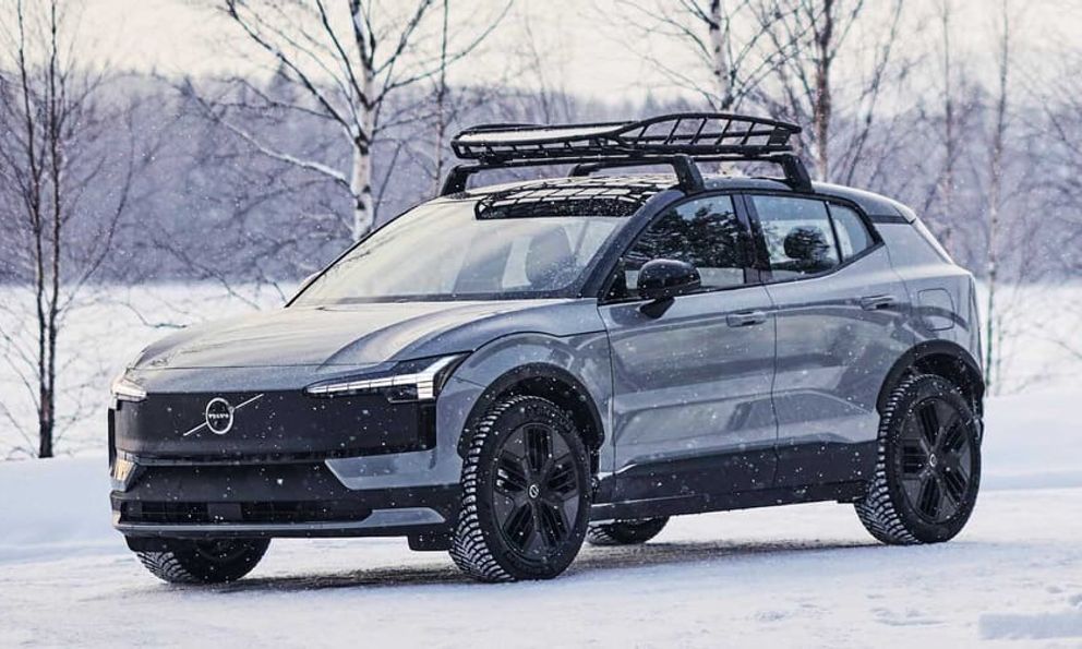 Volvo EX30 Cross Country ra mắt: Chạy 427km/sạc, nhiều đồ chơi cho nhà giàu thích offroad
