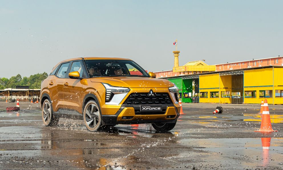 Xe màu gì được yêu thích nhất năm 2024: Có màu mới gây bất ngờ, No1 có phải màu bạn yêu thích?