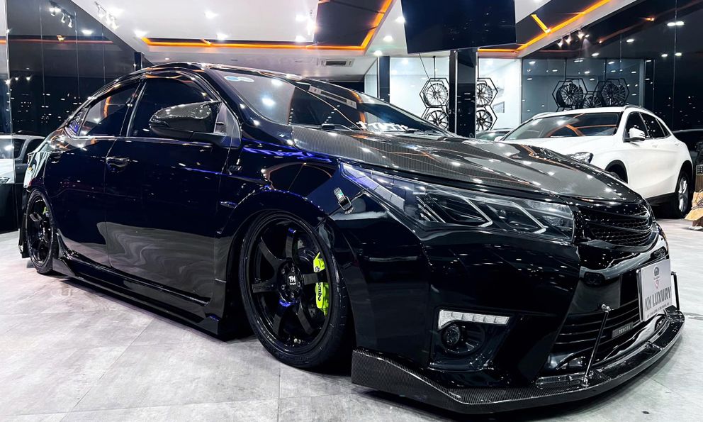 Rao Toyota Corolla Altis độ kiểu xe đua giá hơn 500 triệu, người bán chia sẻ: ‘Đồ chơi giá trị ngang xe’