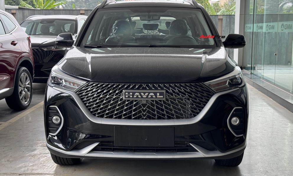 Ngồi thử Haval M6 dự kiến dưới 600 triệu tại đại lý: Rộng rãi nhưng tiện nghi hơi sơ sài, dùng giá rẻ cạnh tranh CX-5, Tucson