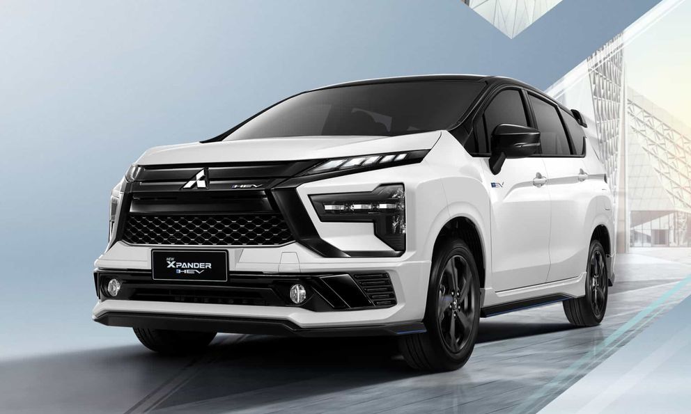 Mitsubishi Xpander HEV có bản đặc biệt: Thêm kit thể thao, phối màu tương phản, về Việt Nam dễ gây chú ý