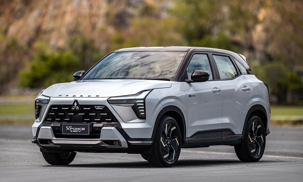 Mitsubishi Xforce HEV ra mắt: Giá quy đổi từ 683 triệu đồng, có ADAS, camera 360, đấu Yaris Cross HEV bằng máy 1.6L hybrid