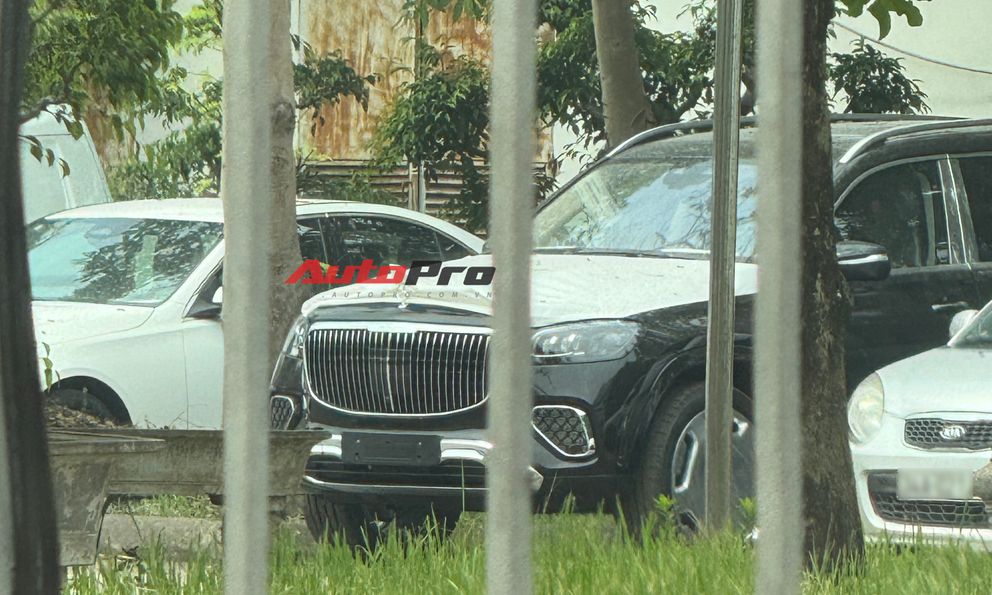 Mercedes-Maybach GLS 2025 xuất hiện tại Việt Nam: Thiết kế mới sang chảnh hơn để phục vụ đại gia Việt