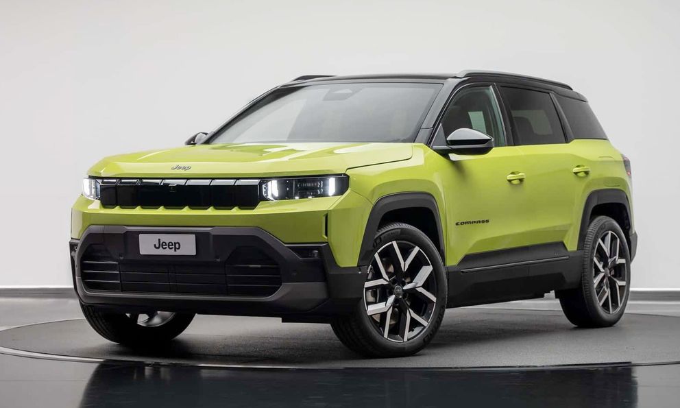 Jeep Compass 2026 - SUV chung gầm Peugeot 3008, mạnh 375hp, có thể chạy Hà Nội - Huế chỉ cần một lần sạc