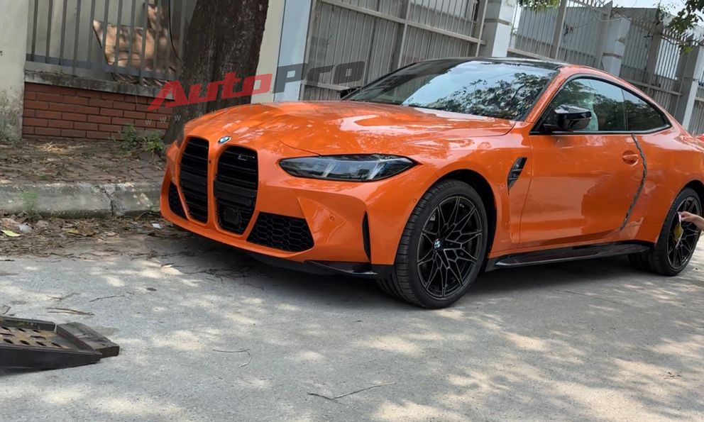 BMW M3, M4 đời mới chính hãng đầu tiên về Việt Nam: Mạnh hơn 500hp, màu cực nổi, riêng option đã tới 1,4 tỷ đồng