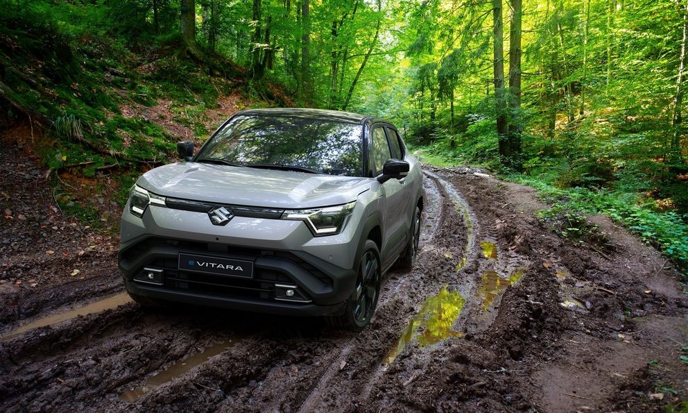 Suzuki eVitara sắp bán ra toàn cầu: Mạnh 144-184 mã lực, nếu về Việt Nam có thể chạy Hà Nội - Mộc Châu khứ hồi không cần sạc